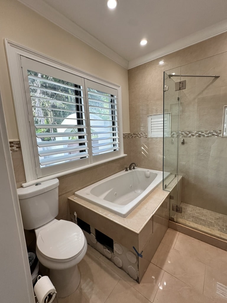 before 3 Café Crème Miami Restaurant - before picture of the construction with the ground being open to place the counter